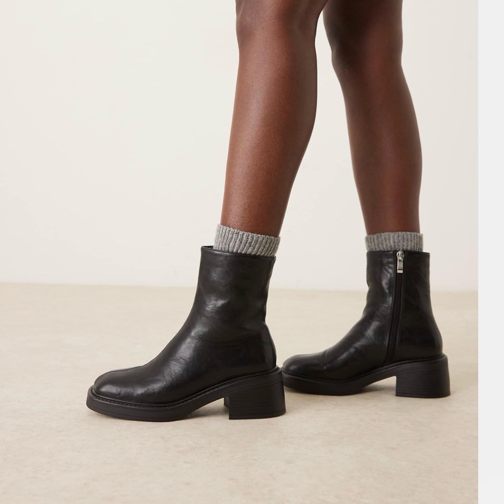 Raid Eabha Chelsea boots